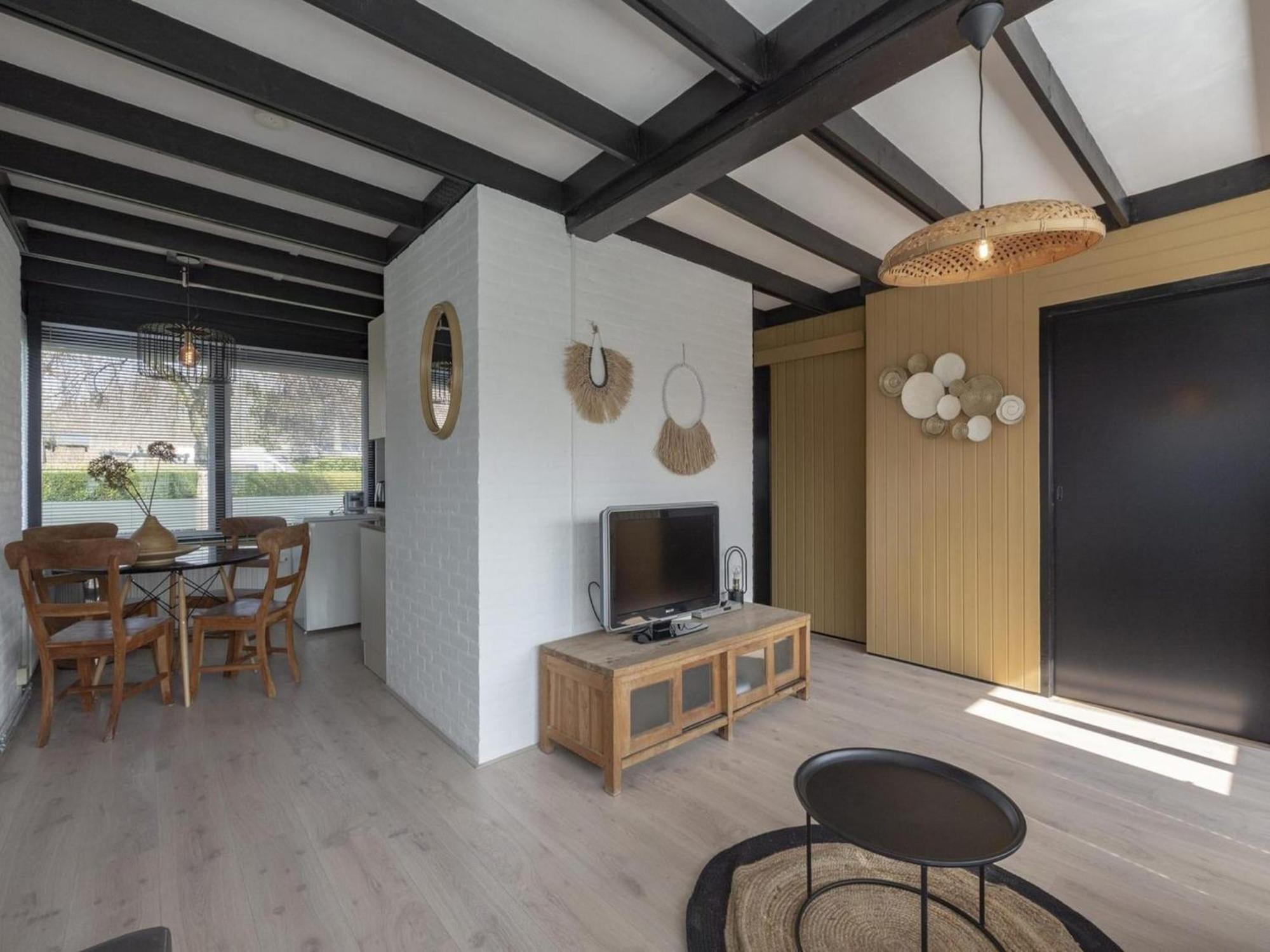 Sint Maartensvlotbrug Attractive Bungalow With Modern Furnishings מראה חיצוני תמונה