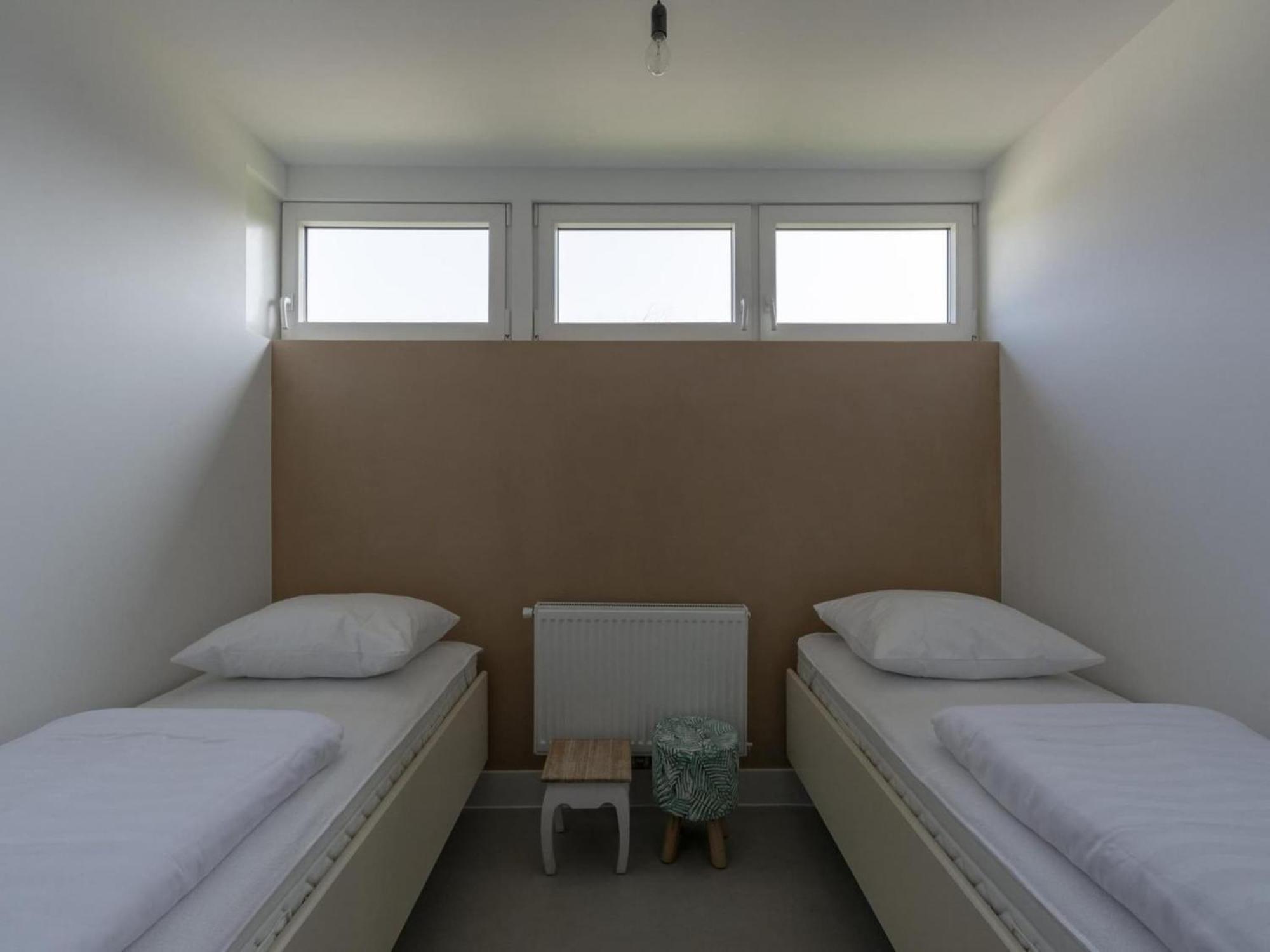 Sint Maartensvlotbrug Attractive Bungalow With Modern Furnishings מראה חיצוני תמונה